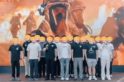 1780992874482403.gif 1780992874482403.gif